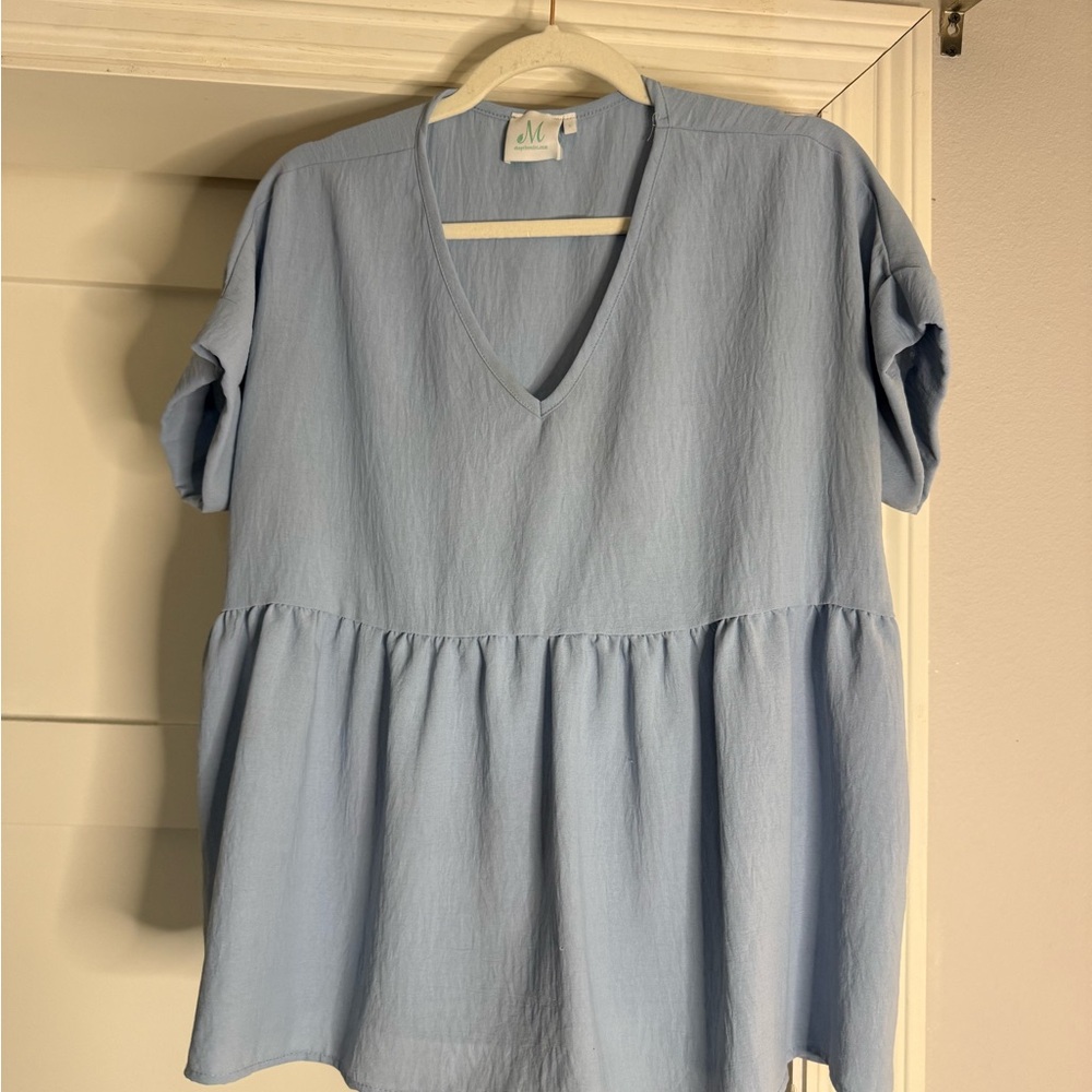 Light Blue V-Neck Babydoll Tunic Top - M